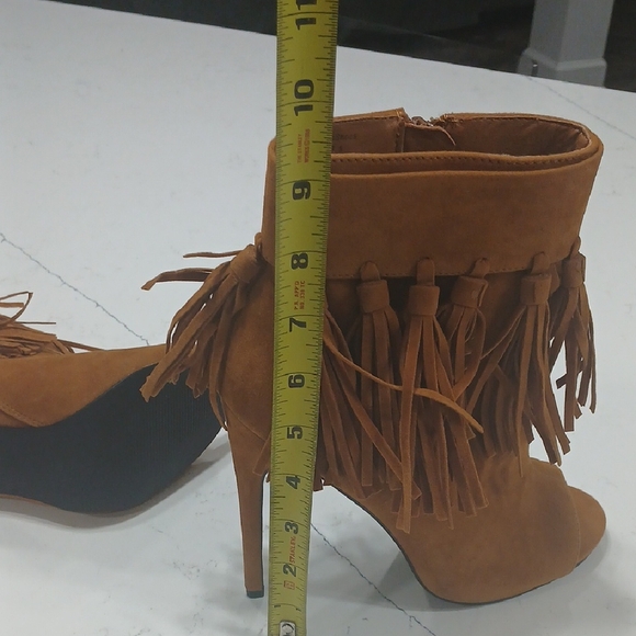 Fringe Tassel Peep Toe Ankle Boots - Tan, By Privileged Shoes Sz 7.5 Without Tag - Picture 8 of 9